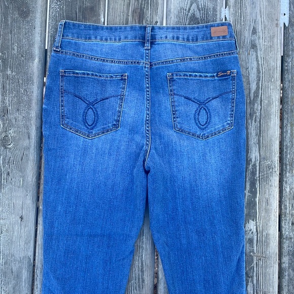 NWT Seven7 Women's High Rise Slim Straight Cuff Jeans - Picture 9 of 12